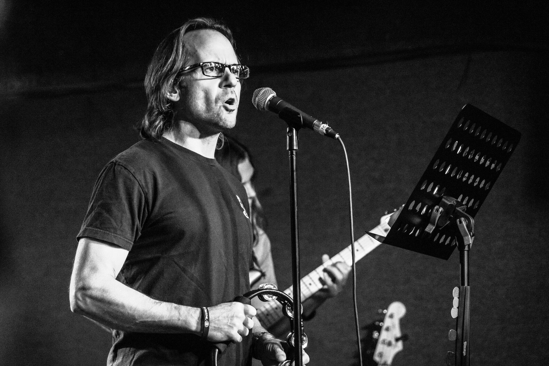 Grunge rock filling the venue